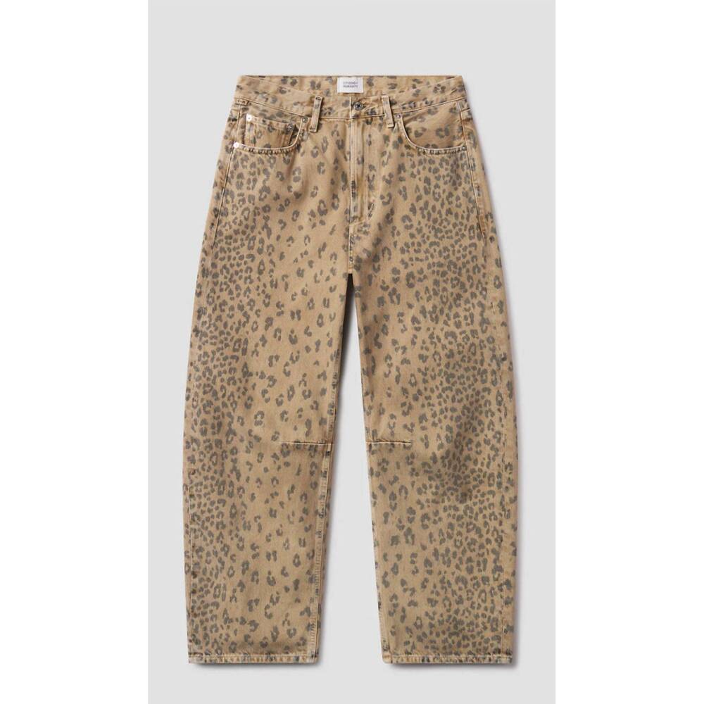 NEW CITIZENS OF HUMANITY women's miro relaxed jean in natural cheetah - Picture 4 of 4